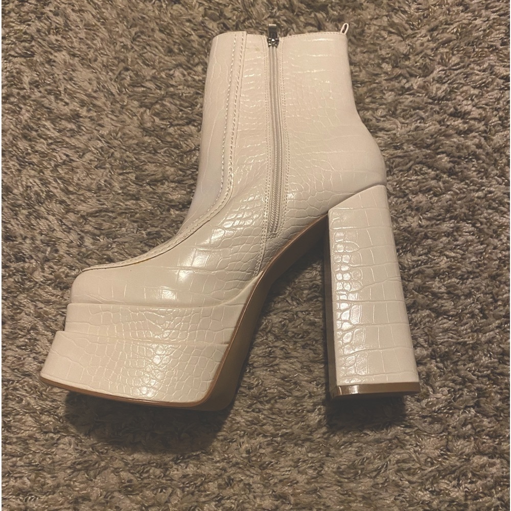 Cream Block Platform Boots